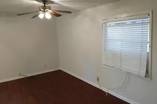 186 Lake Dr, Atlanta, GA 30340 - Photo 8