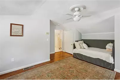 68 Peachtree Hills Avenue NE, Atlanta, GA 30305 - Photo 22