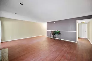 21 Muncy Ct SE, Smyrna, GA 30080 - Photo 6