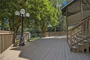 165 Spring Field Ln, Marietta, GA 30068 - Photo 34