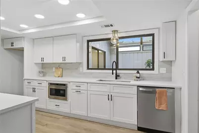 2930 Sawtooth Circle, Alpharetta, GA 30022 - Photo 12