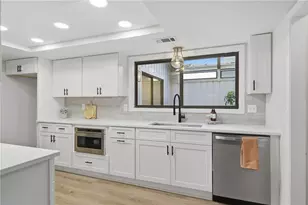 2930 Sawtooth Cir, Alpharetta, GA 30022 - Photo 12