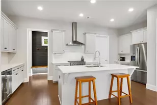 520 Clover Ct, Roswell, GA 30075 - Photo 8