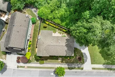 1585 Habershal Road NW, Atlanta, GA 30318 - Photo 2