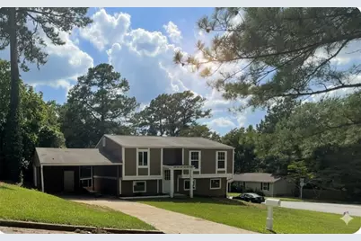 4941 Isle Royal Court, Stone Mountain, GA 30088 - Photo 1