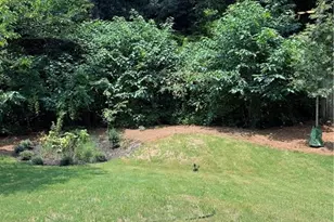 1100 Wedgewood Dr NW, Atlanta, GA 30318 - Photo 32