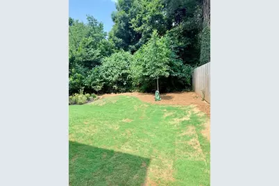 1100 Wedgewood Drive NW, Atlanta, GA 30318 - Photo 4