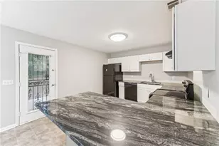 3918 Valley Brook Rd, Snellville, GA 30039 - Photo 12