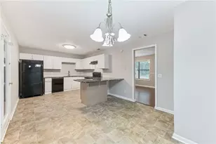 3918 Valley Brook Rd, Snellville, GA 30039 - Photo 10