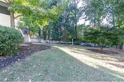 163 Clubhouse Drive NW, Kennesaw, GA 30144 - Photo 32