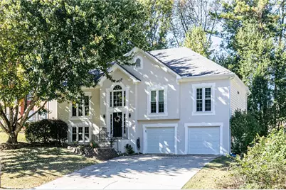 163 Clubhouse Drive NW, Kennesaw, GA 30144 - Photo 2