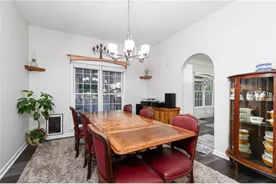 163 Clubhouse Drive NW, Kennesaw, GA 30144 - Photo 10