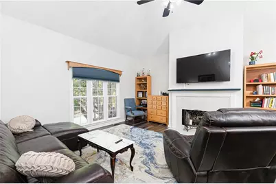 163 Clubhouse Drive NW, Kennesaw, GA 30144 - Photo 6