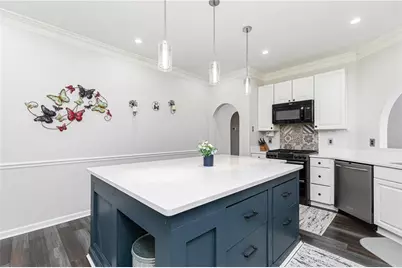 163 Clubhouse Drive NW, Kennesaw, GA 30144 - Photo 14