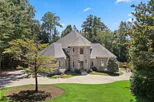 5027 Green Pine Dr, Atlanta, GA 30342 - Photo 1