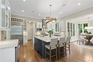 5027 Green Pine Dr, Atlanta, GA 30342 - Photo 8