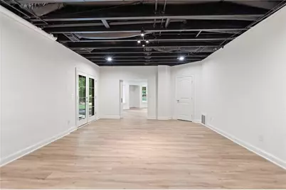 5027 Green Pine Drive, Atlanta, GA 30342 - Photo 64