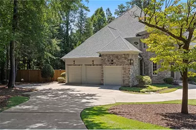 5027 Green Pine Drive, Atlanta, GA 30342 - Photo 72