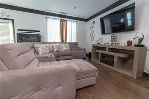 2390 Trelipe Dr, Lawrenceville, GA 30044 - Photo 6