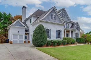 2581 Trailing Ivy Way, Buford, GA 30519 - Photo 2
