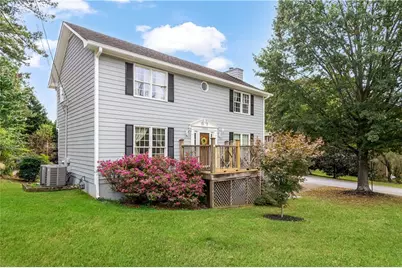 4926 Shallow Ridge Road NE, Kennesaw, GA 30144 - Photo 2