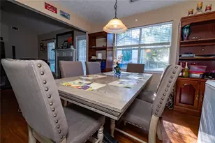 705 Allens Landing Dr, Lawrenceville, GA 30045 - Photo 2