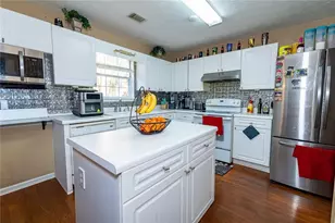 705 Allens Landing Dr, Lawrenceville, GA 30045 - Photo 4