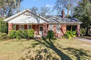 427 E College St, Bowdon, GA 30108 - Photo 2