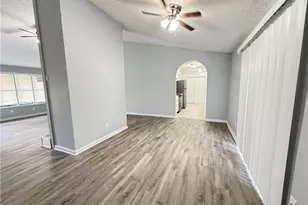 321 Knollwood Ln, Woodstock, GA 30188 - Photo 4