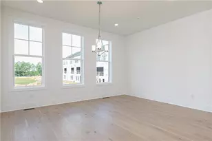 2248 Crestview Dr, Brookhaven, GA 30319 - Photo 8