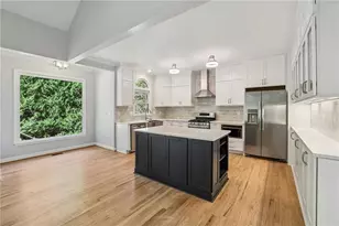 3741 Ashford Point NE, Atlanta, GA 30319 - Photo 10