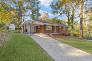 3649 Garden Blvd, Gainesville, GA 30506 - Photo 2