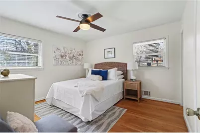 490 E Pharr Road E, Decatur, GA 30030 - Photo 12