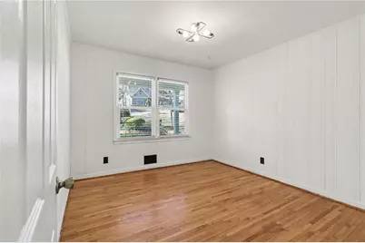 490 E Pharr Road E, Decatur, GA 30030 - Photo 18