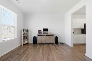 865 Athena Bnd, Fairburn, GA 30213 - Photo 4