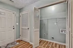 202 Montclair Dr, Calhoun, GA 30701 - Photo 4