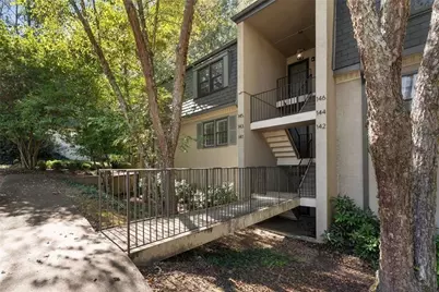 143 Amherst Place NW, Atlanta, GA 30327 - Photo 4