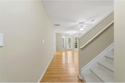 531 Fox Creek Crossing, Woodstock, GA 30188 - Photo 4