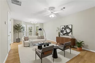 531 Fox Creek Crossing, Woodstock, GA 30188 - Photo 2