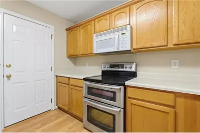 531 Fox Creek Crossing, Woodstock, GA 30188 - Photo 10