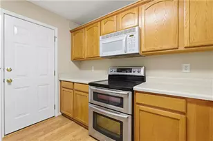 531 Fox Creek Crossing, Woodstock, GA 30188 - Photo 10