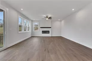 5940 Violet Ln, Cumming, GA 30028 - Photo 12