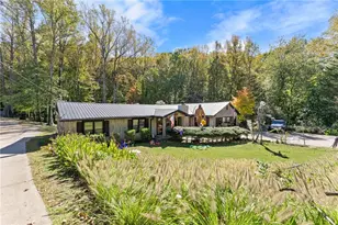 221 Shallowford Dr, Gainesville, GA 30504 - Photo 1