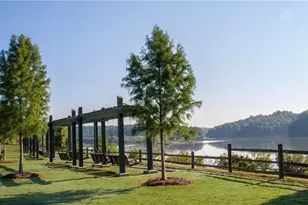 315 Hilderbrand Dr, Atlanta, GA 30328 - Photo 16