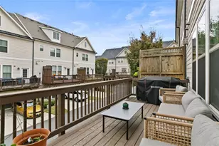 557 Henry Dr, Marietta, GA 30064 - Photo 18