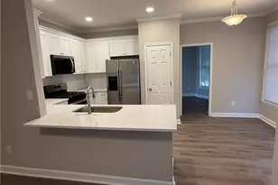 2011 Towne Lake Hills, Woodstock, GA 30189 - Photo 10