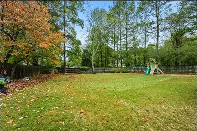 6321 Cheatham Lake Drive, Acworth, GA 30101 - Photo 4