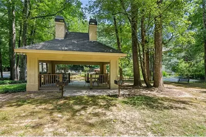 1205 Killarney SE, Smyrna, GA 30080 - Photo 32