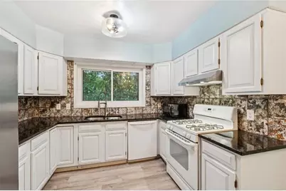 1205 Killarney SE, Smyrna, GA 30080 - Photo 16