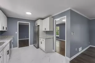 4730 Janice Dr, Atlanta, GA 30337 - Photo 8